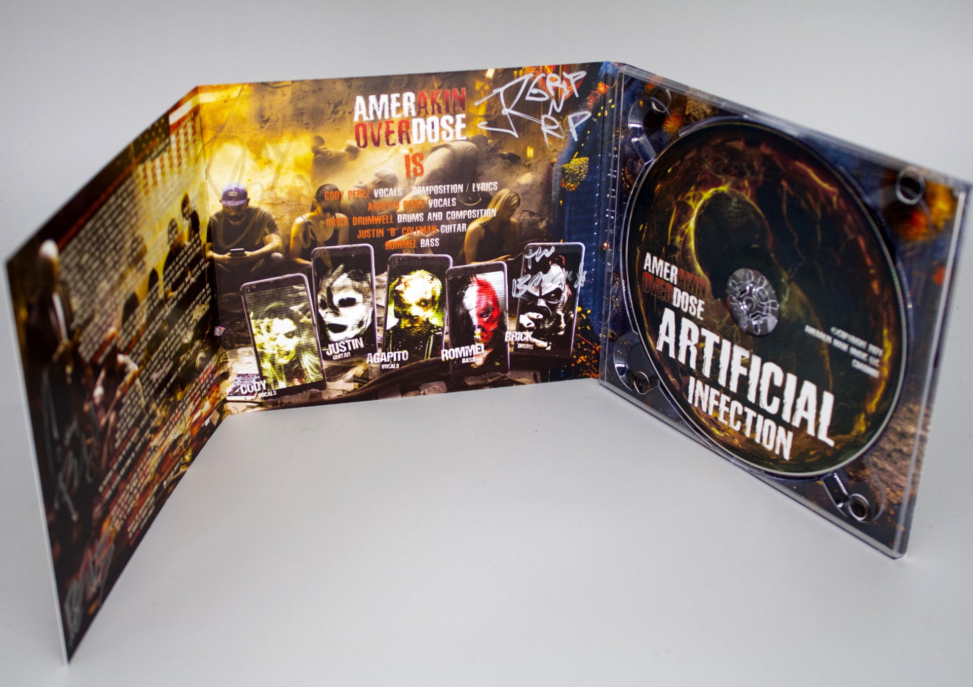 AMERAKIN OVERDOSE - INNER COVER ART
